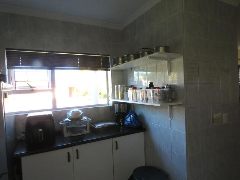 To Let 3 Bedroom Property for Rent in Protea Heights Western Cape